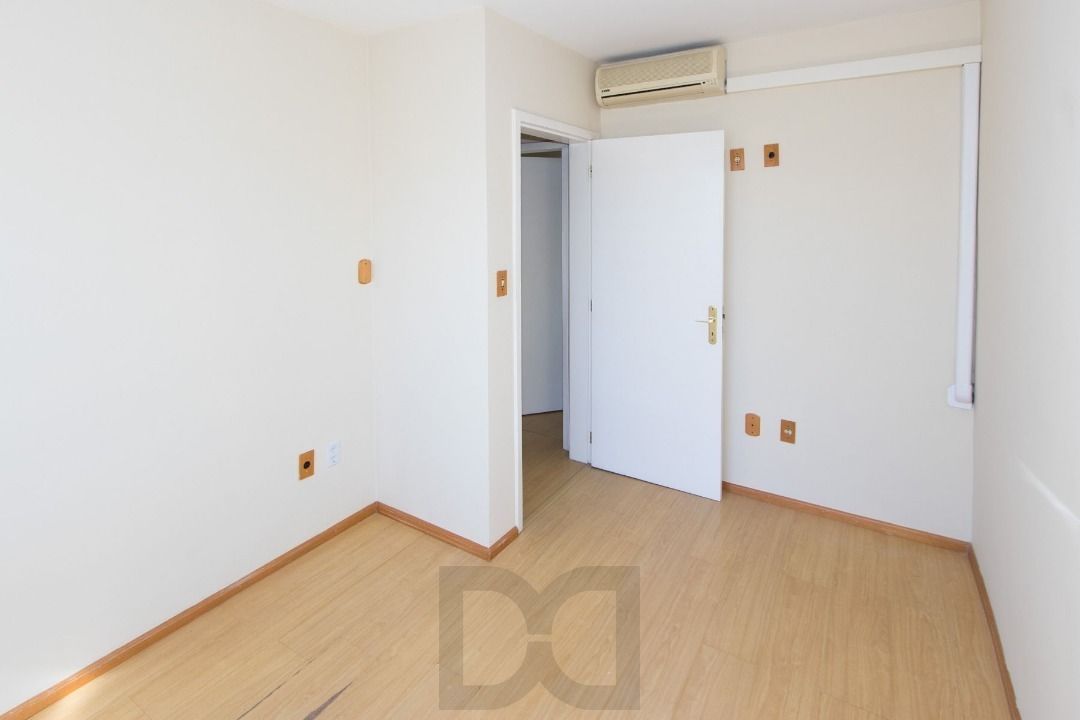 Apartamento para Venda - 83m², 2 dormitórios, 1 vaga - Medianeira — foto 7