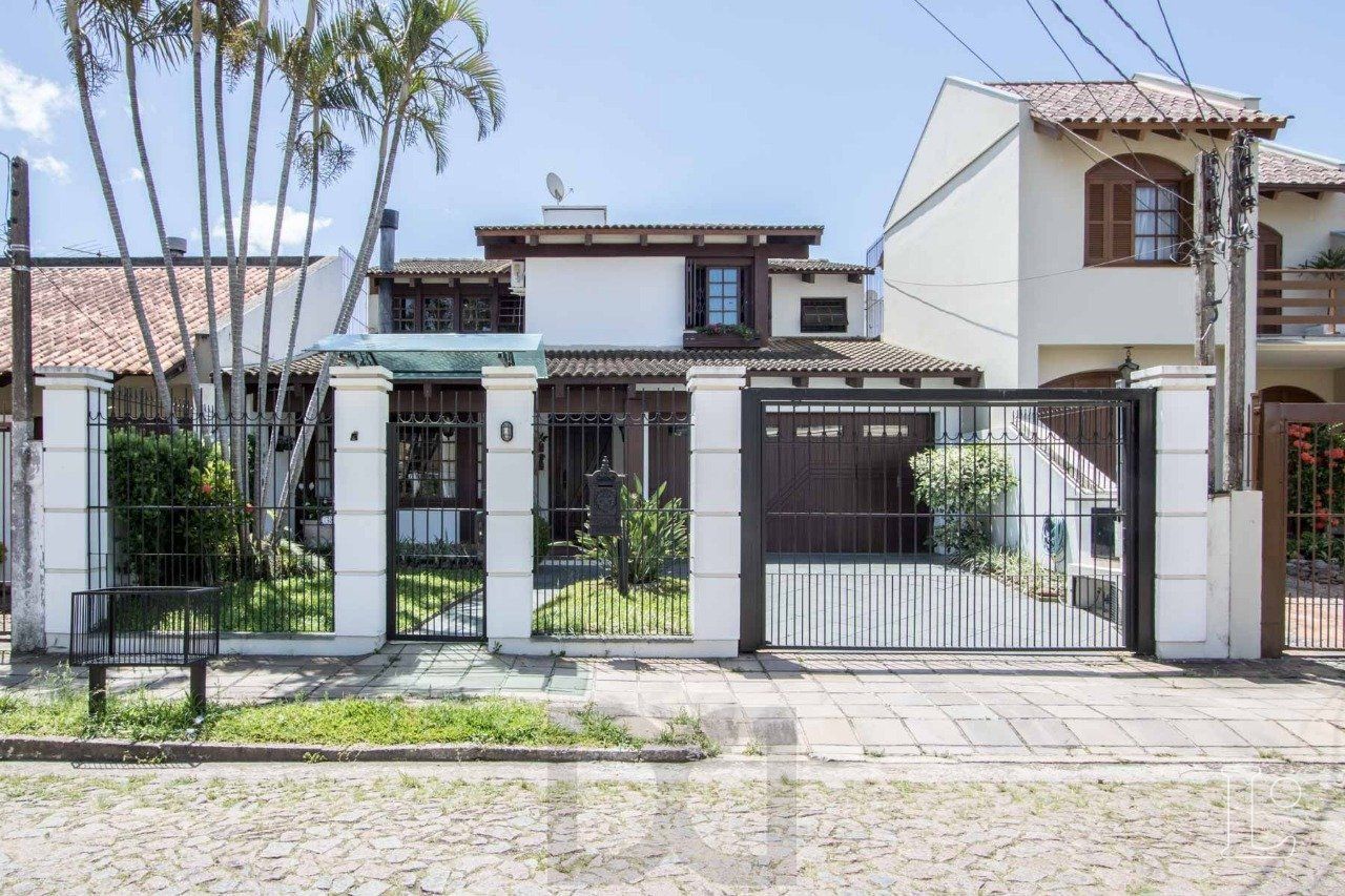 Casa para Venda - 238.68m², 4 dormitórios, sendo 1 suites, 4 vagas - Ipanema — foto 1