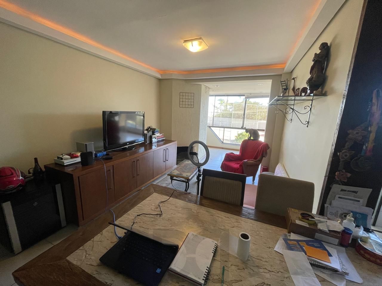 Apartamento bairro Tristeza, com 110 m² de área privativa, 03 dormitórios sendo 01 suíte e 02 vagas de garagem! — foto 2
