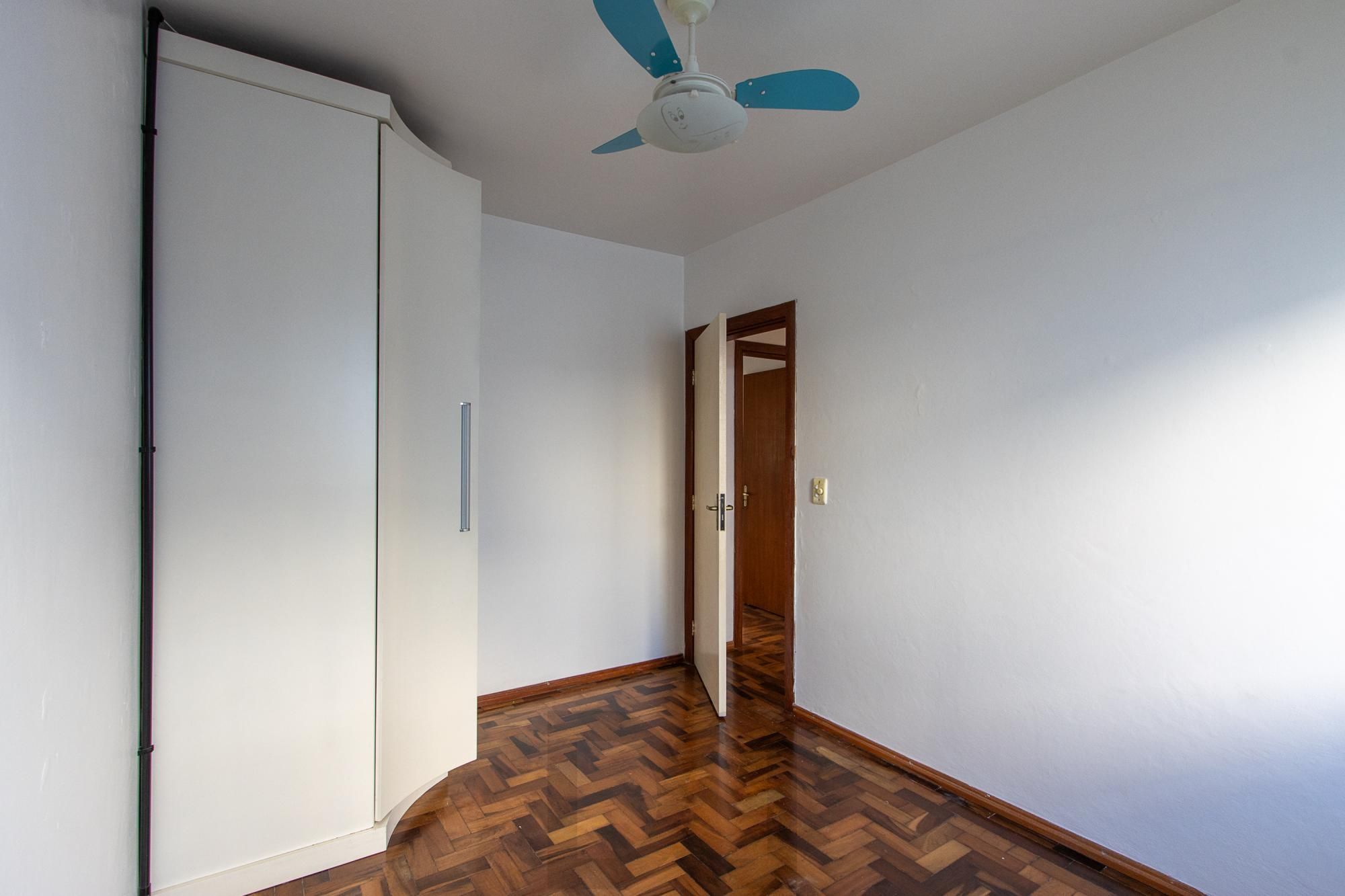 Apartamento de 2 dormitórios no bairro Camaquã. — foto 18