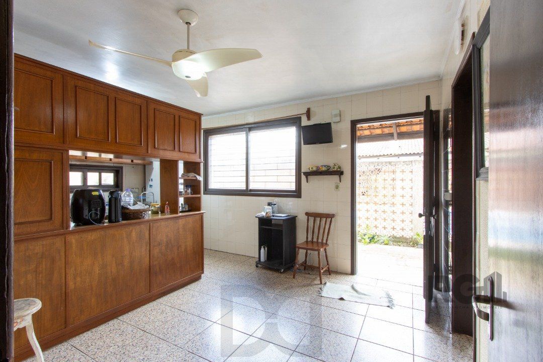 Casa para Venda - 200m², 3 dormitórios, sendo 1 suites, 3 vagas - Jardim Verde — foto 14