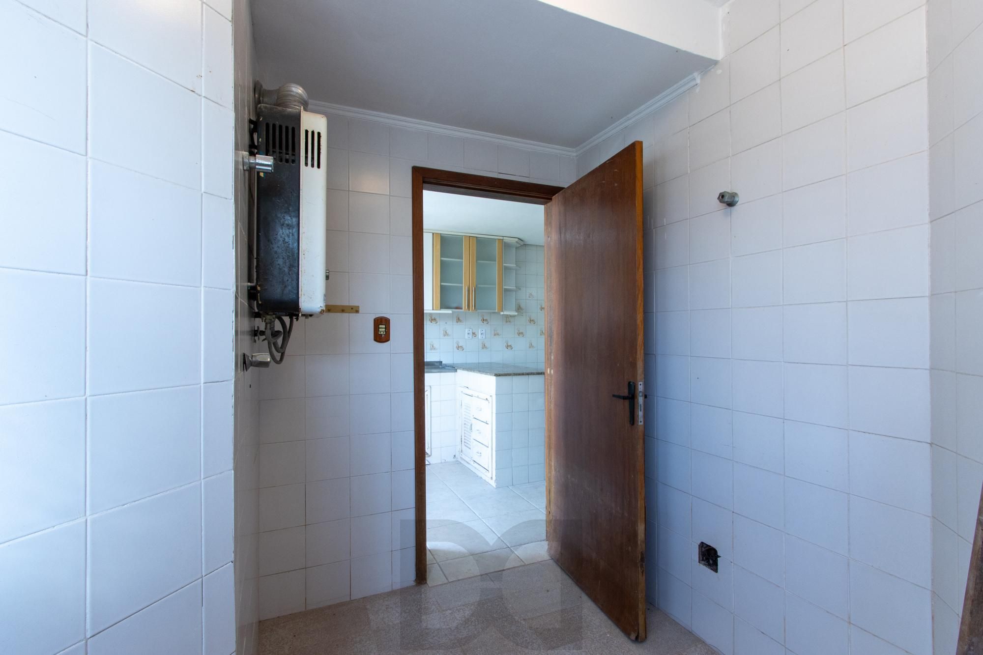 Casa para Venda - 253.35m², 3 dormitórios, sendo 1 suites, 4 vagas - Serraria — foto 21