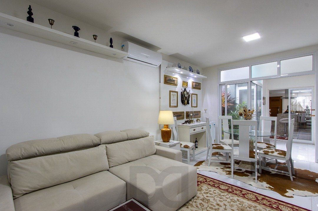 casa possui 3 suítes, 2 com closet — foto 21