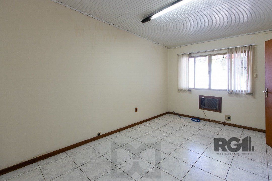 Casa de alvenaria, excelente ponto comercial. — foto 36