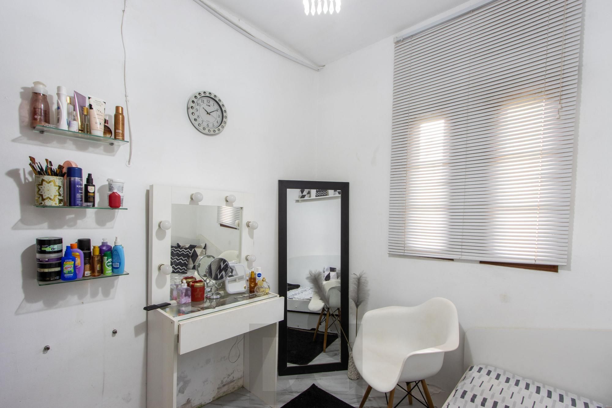 Casa/Sobrado 4 dormitórios com piscina — foto 18