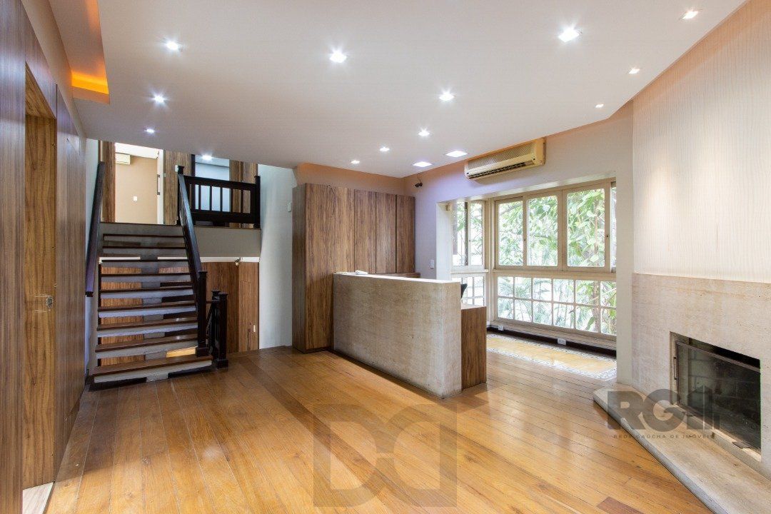 Excelente casa comercial com aproximadamente 300m² de área construída — foto 1