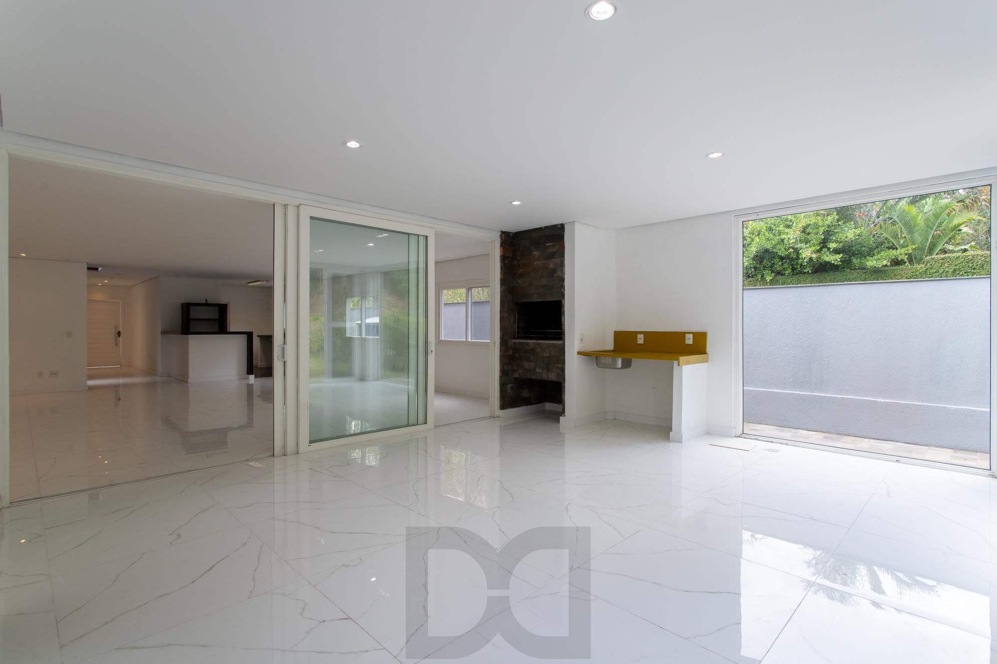 Casa em condomínio no Terra Ville .Esta casa de alto padrão, dispõe de 4 suítes — foto 28