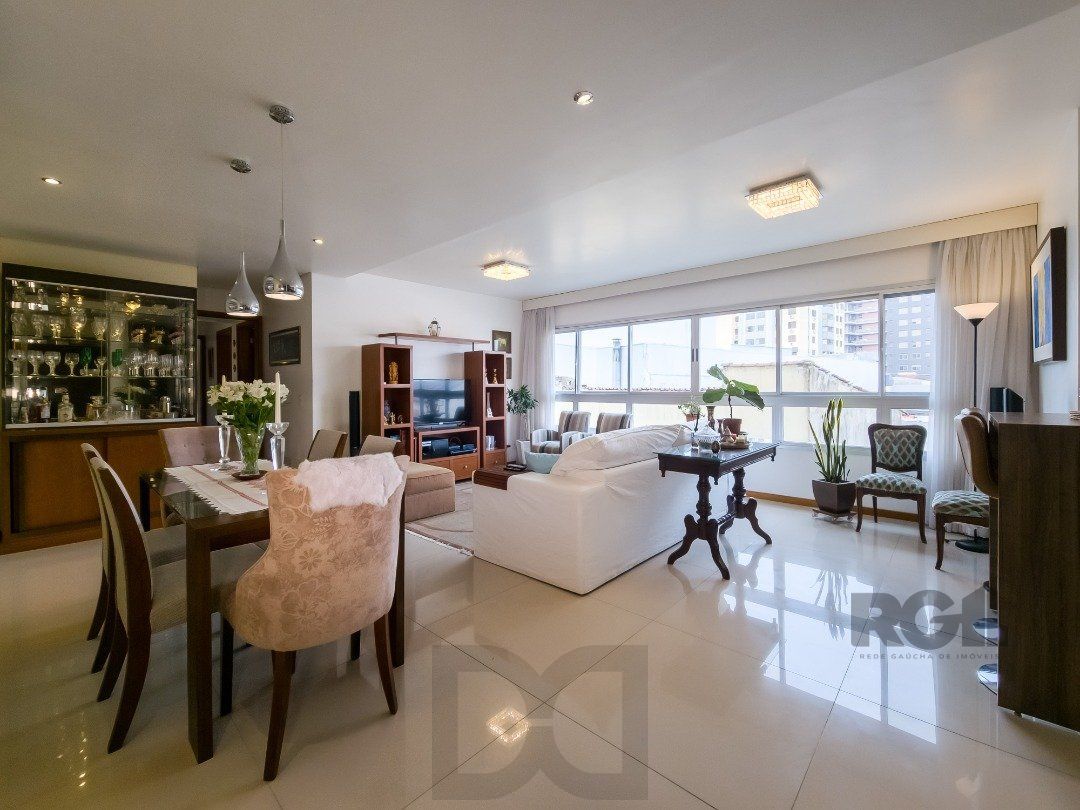 Apartamento com 3 quartos, suite, 3 vagas, condomínio com infra - Bairro Tristeza — foto 2
