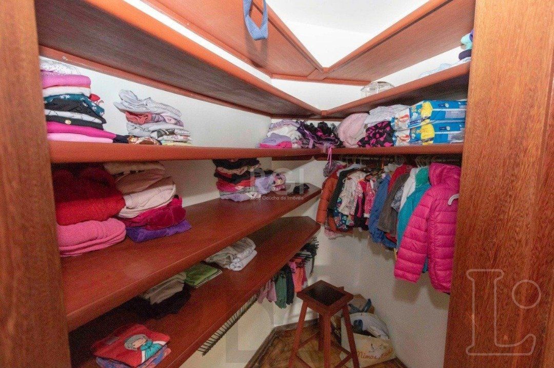 Casa para Venda - 349m², 4 dormitórios, sendo 1 suites, 3 vagas - Tristeza — foto 29