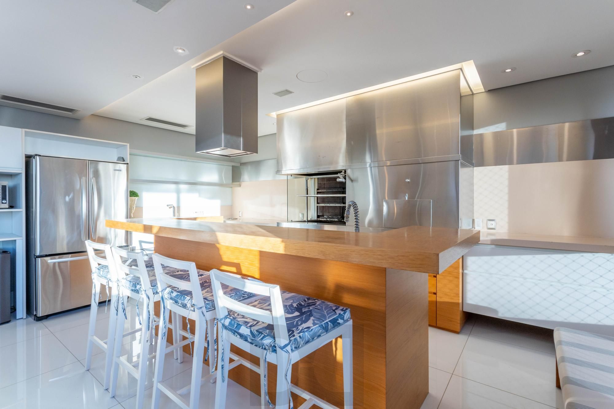 Apartamento para alugar em Mont 'Serrat com 6 quartos, 6 vagas e ótima localização — foto 45