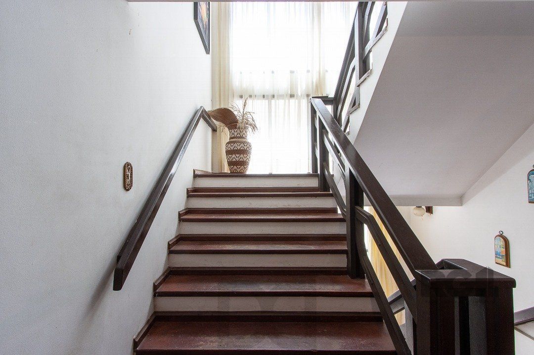 Casa para Venda - 572m², 5 dormitórios, sendo 1 suites, Cavalhada — foto 21