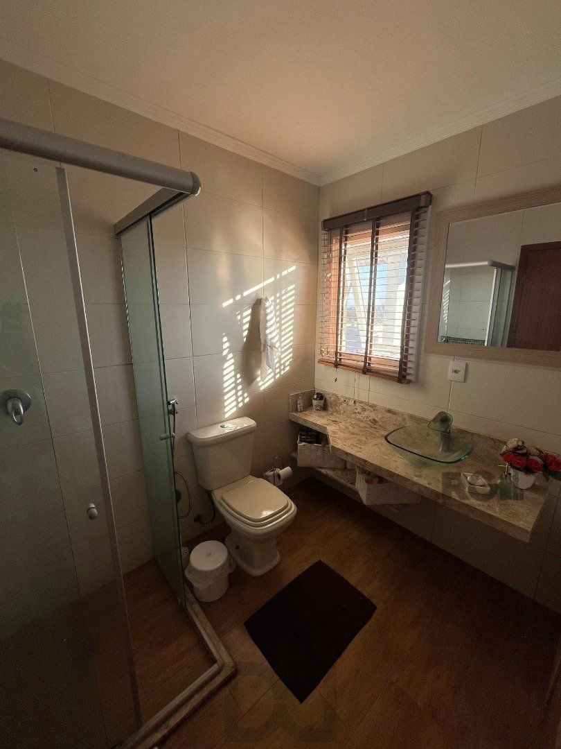 Sobrado com vista para o Rio, 3 quartos, suite, pátio - Guarujá — foto 20
