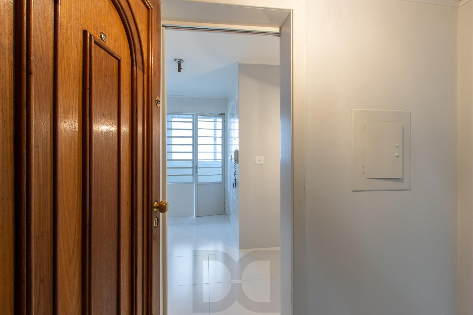 Apartamento 3 quartos, reformado, condomínio com infraestrutura - Bairro Cristal — foto 5