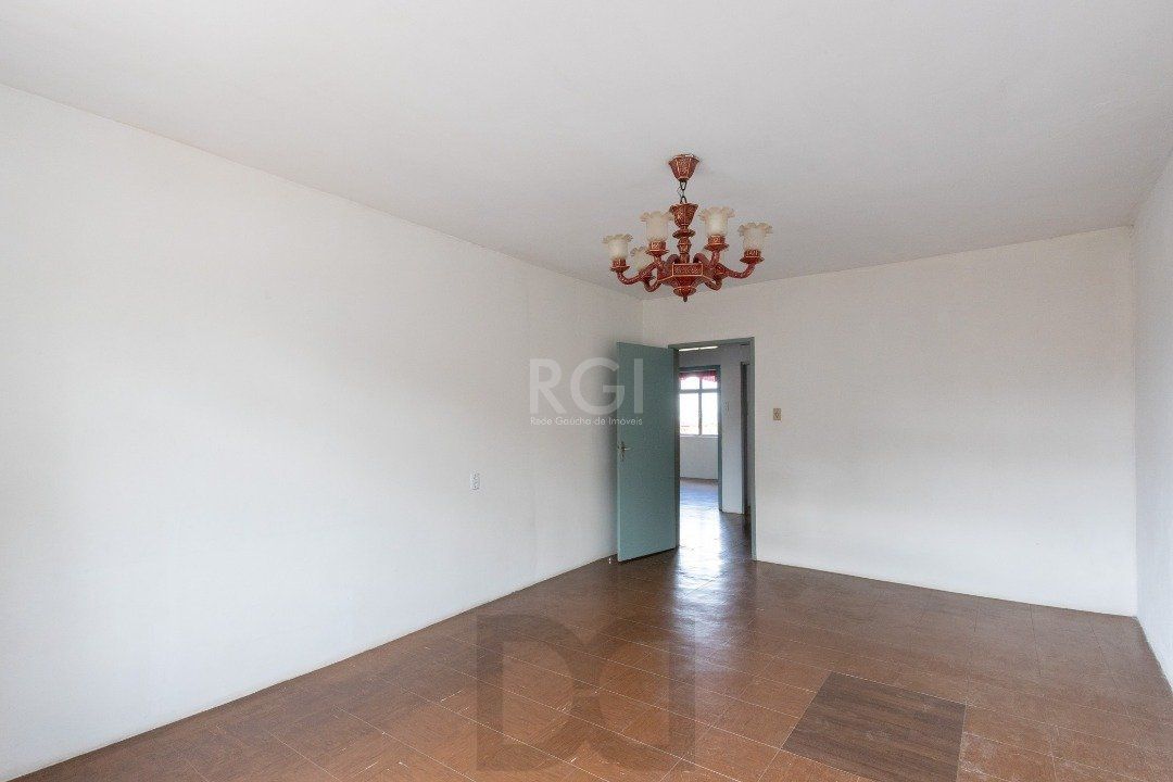 Casa para Venda - 220m², 3 dormitórios, sendo 2 suites, 2 vagas - Coronel Aparício Borges — foto 19