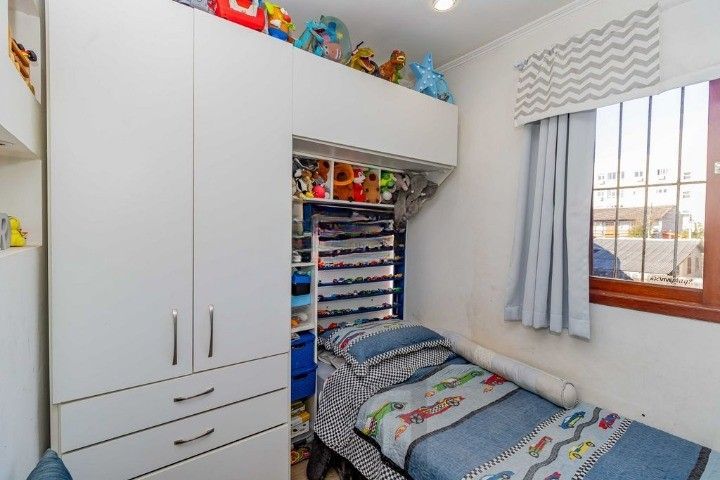 Casa de 3 dormitórios, em condomínio fechado na zona sul de Porto Alegre, com lareira, churrasqueira e vaga de garagem. — foto 12