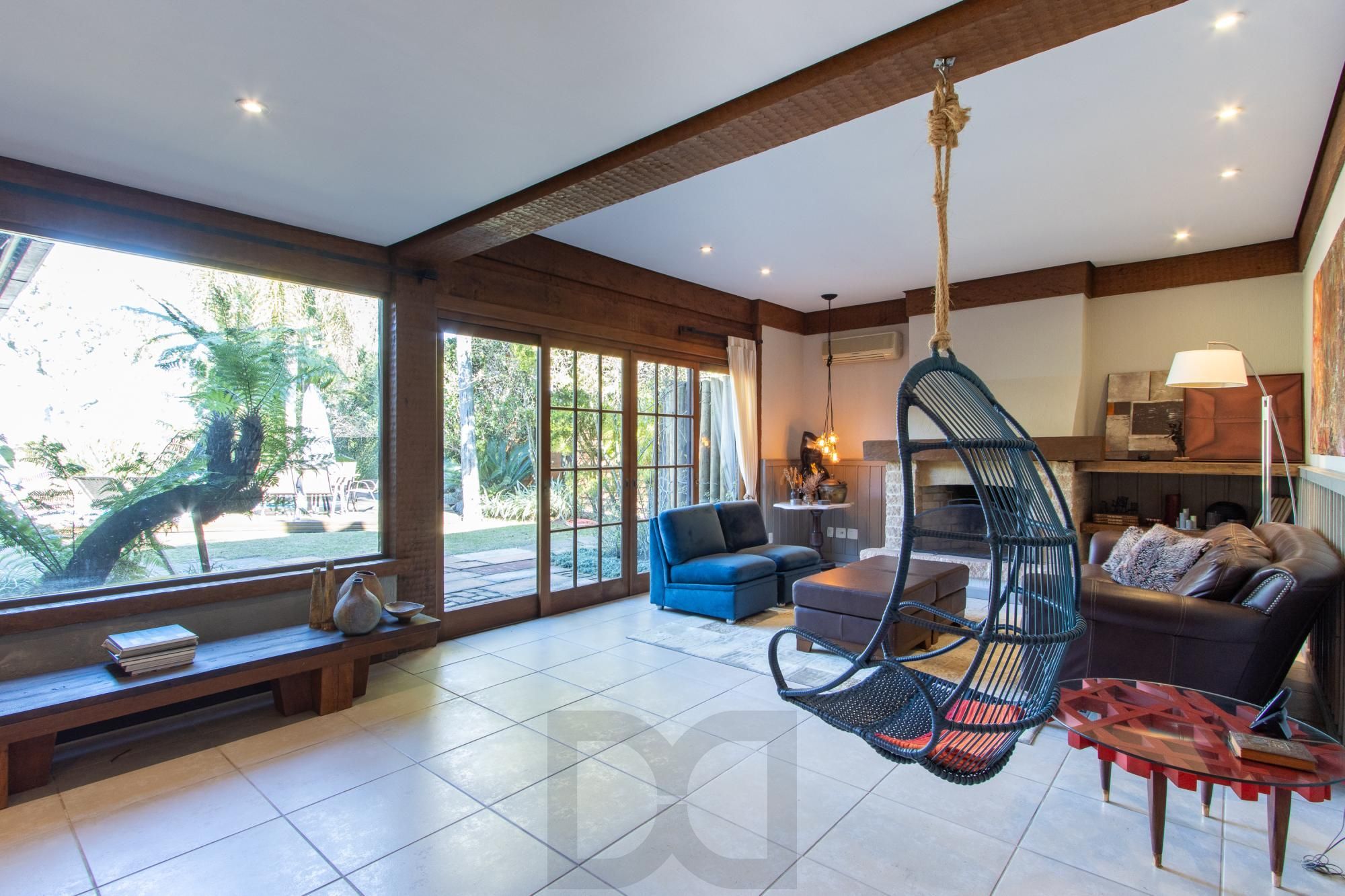 Casa à venda no Terra Ville com 6 dormitórios e fundo para o lago. — foto 9