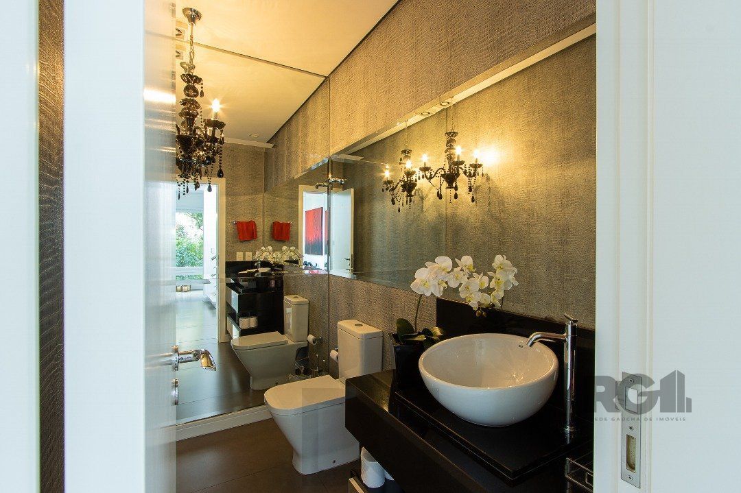 Casa no Condomínio Las Rocas, vista para o Guaíba, com 5 suítes — foto 7