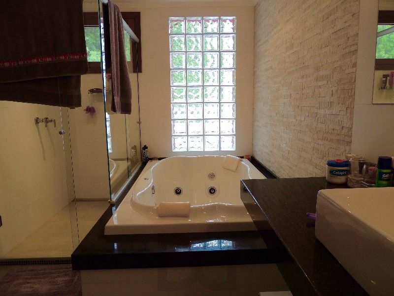 Casa para Venda com 3 dormitórios, sendo 2 suites e 3 vagas no bairro Belém Novo — foto 19
