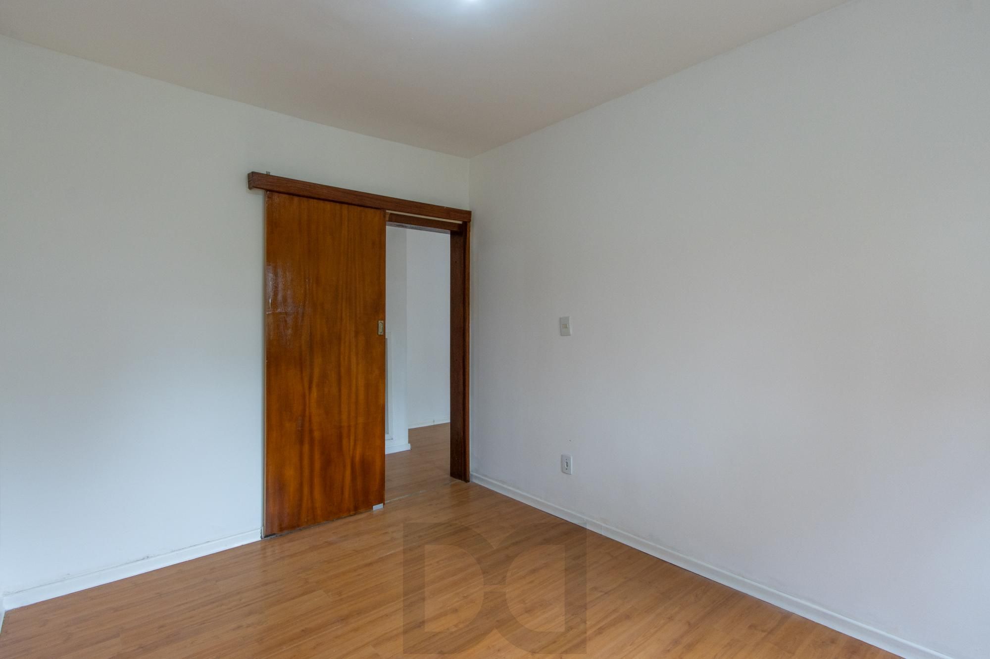 Apartamento 1 dormitório, á venda no bairro Santa Tereza em Porto Alegre. — foto 14