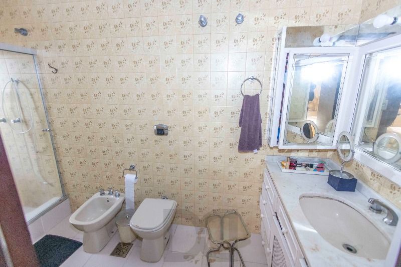 Casa para Venda - 420m², 5 dormitórios, sendo 2 suites, 6 vagas - Nonoai — foto 20
