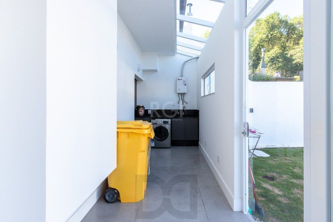 Casa Condominio para Venda - 280m², 3 dormitórios, sendo 3 suites, 4 vagas - Lagos De Nova Ipanema — foto 13