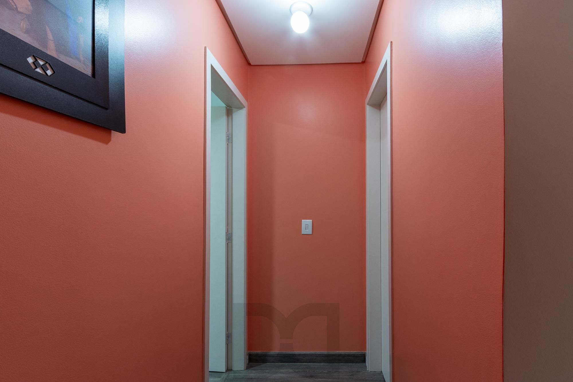 Sobrado com 2 suites e 2 vagas de garagem - Bairro Guarujá — foto 19