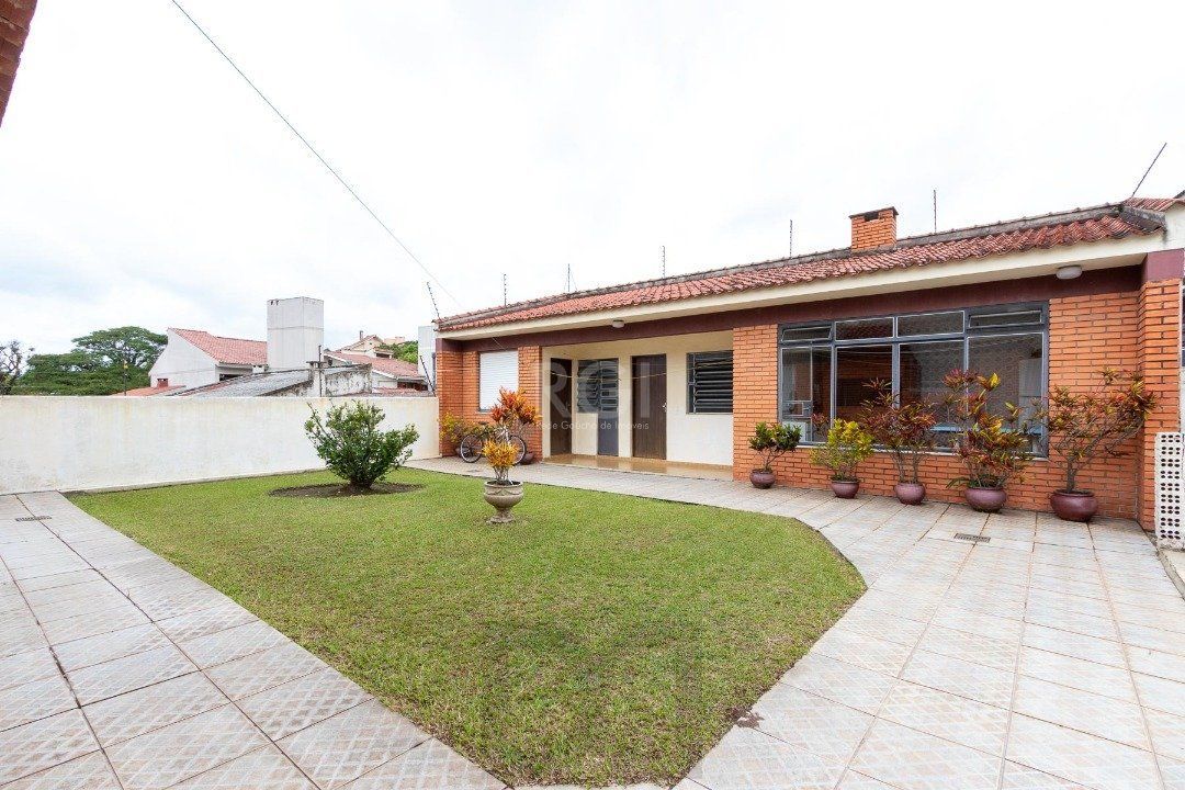 Casa para Venda - 280m², 4 dormitórios, sendo 1 suites, 3 vagas - Vila Assunção — foto 42