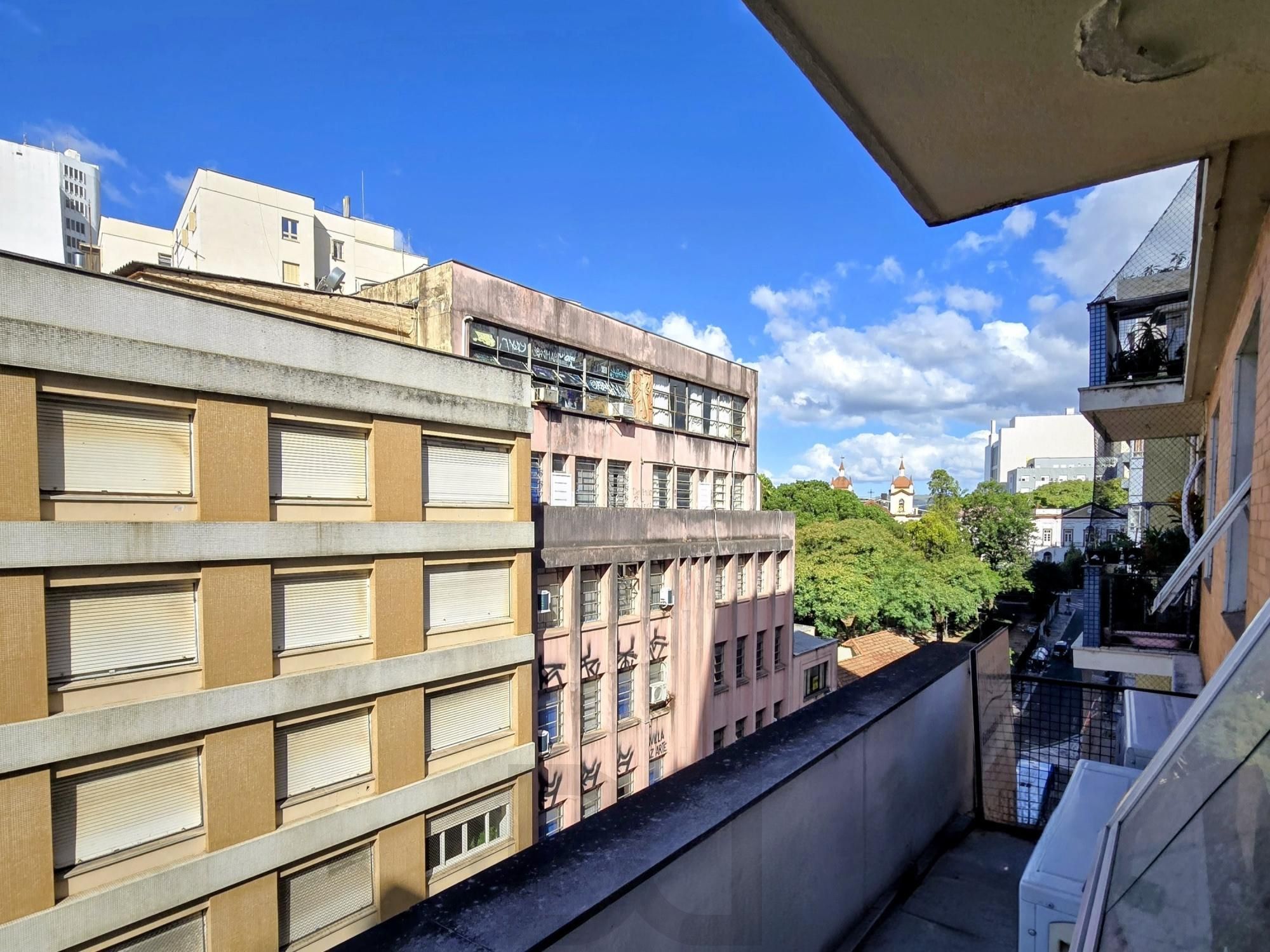 Apartamento 3 dormitórios no Centro Histórico,com elevadores — foto 14