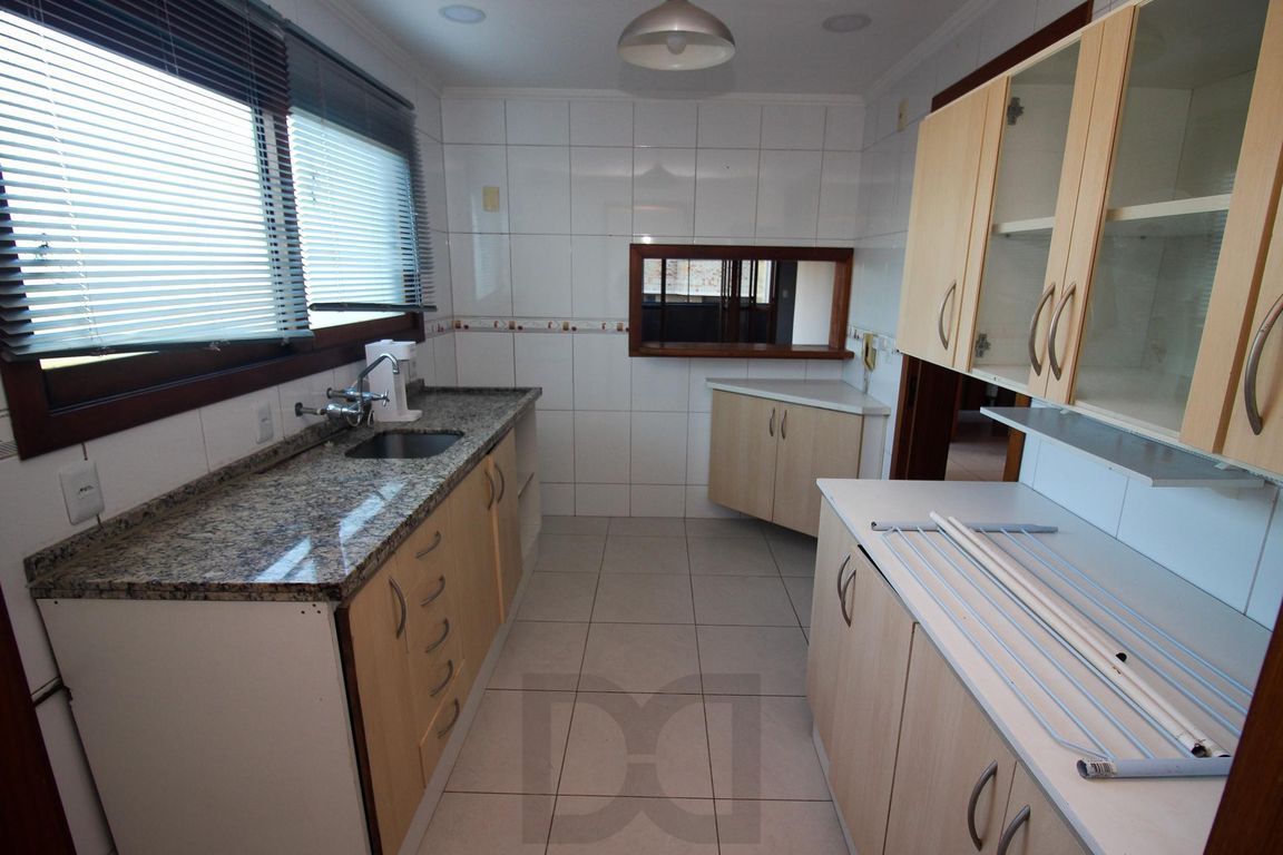 Apartamento de 2 dormitórios, 1 suíte, closet e 2 vagas de garagem . — foto 11