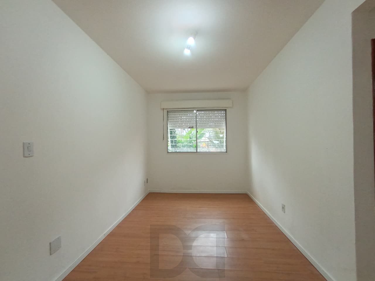 Apartamento 1 dormitório, á venda no bairro Santa Tereza em Porto Alegre. — foto 3