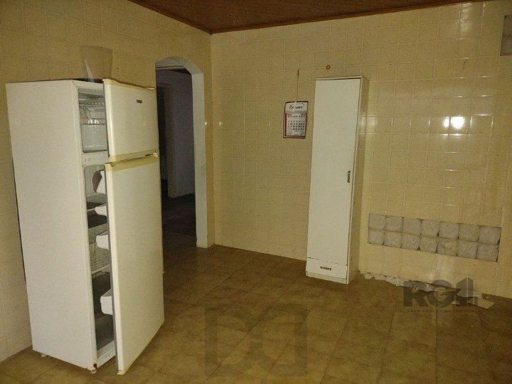 Casa de 2 quartos, com edícula, próximo a Av. Wenceslau Escobar — foto 6