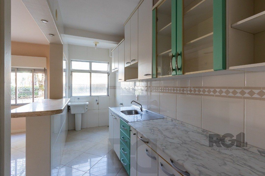 Apartamento de 1 dormitório, com vaga de garagem escriturada, próximo da Av. Otto Niemeyer. — foto 9