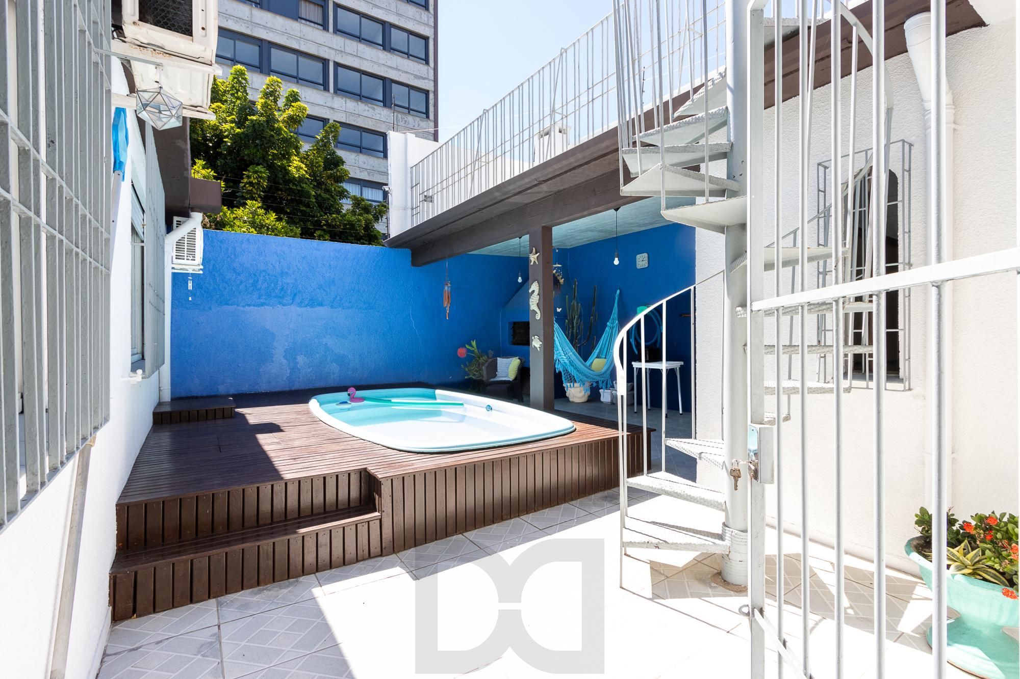 Casa de alvenaria, 4 dormitórios, 2 suítes, bairro Cristal. — foto 36