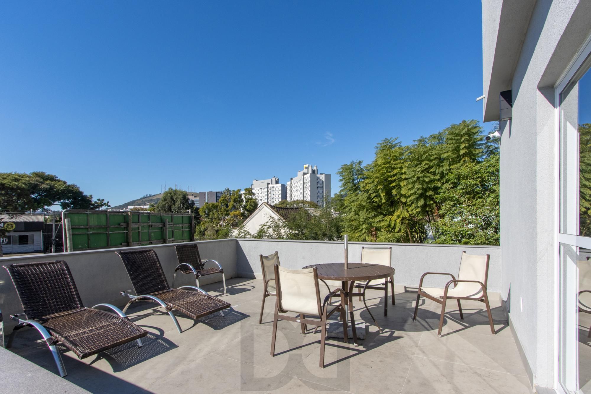 Apartamento de 2 dormitórios, para venda no bairro Teresópolis. — foto 42