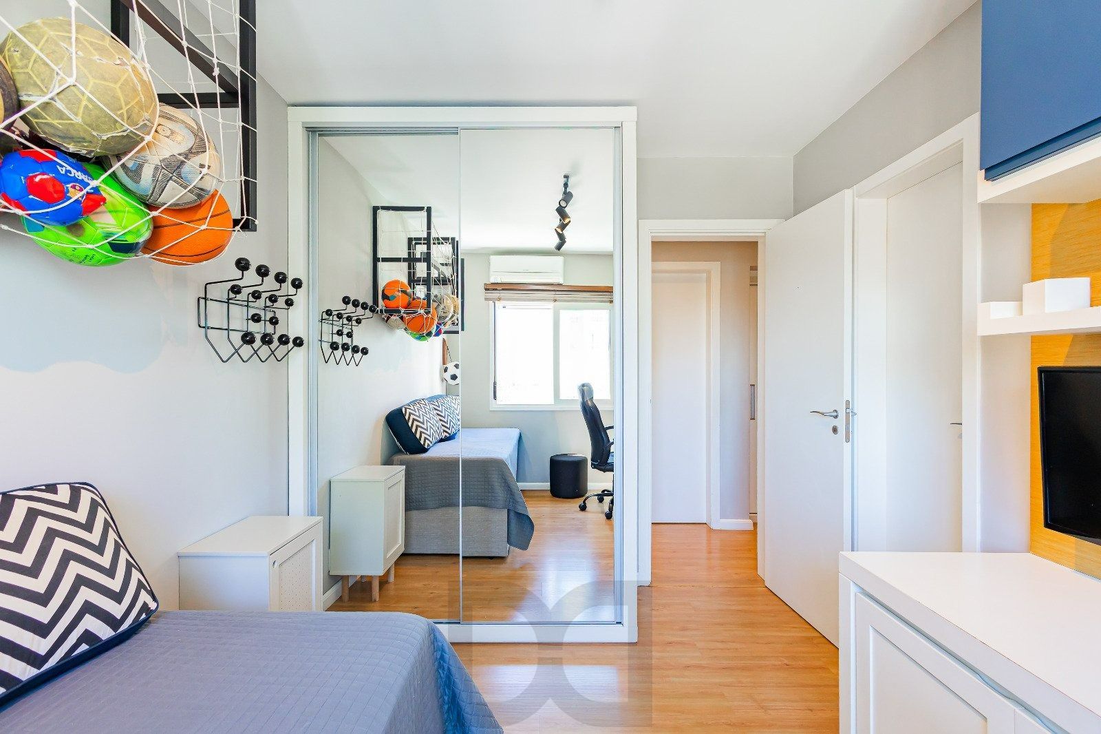 Apartamento Espetacular com 3 Suítes e Área Social Ampla no Passo d'Areia — foto 18
