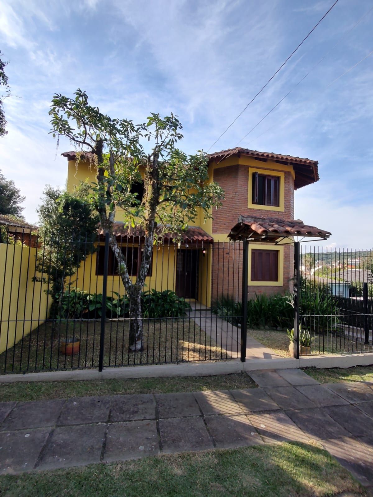Casa com 3 dormitórios à venda no bairro, Espírito Santo, Porto Alegre — foto 1