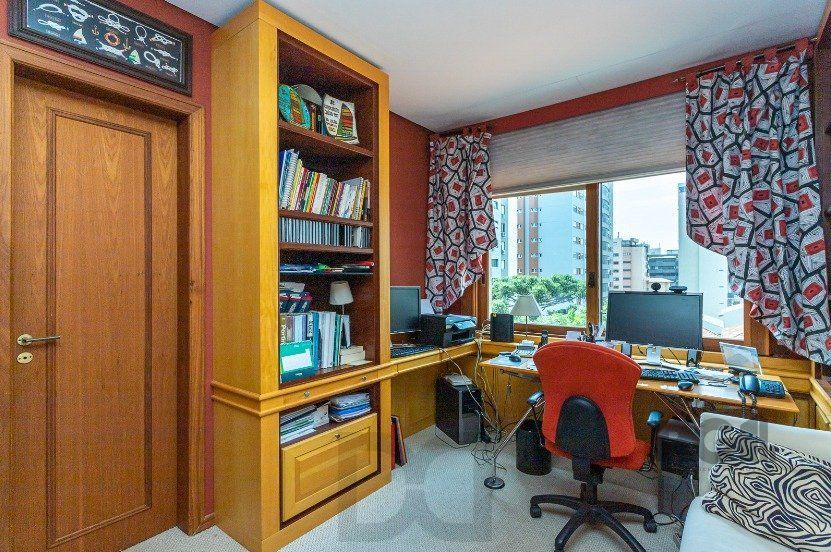 Amplo e ótima localização — foto 21