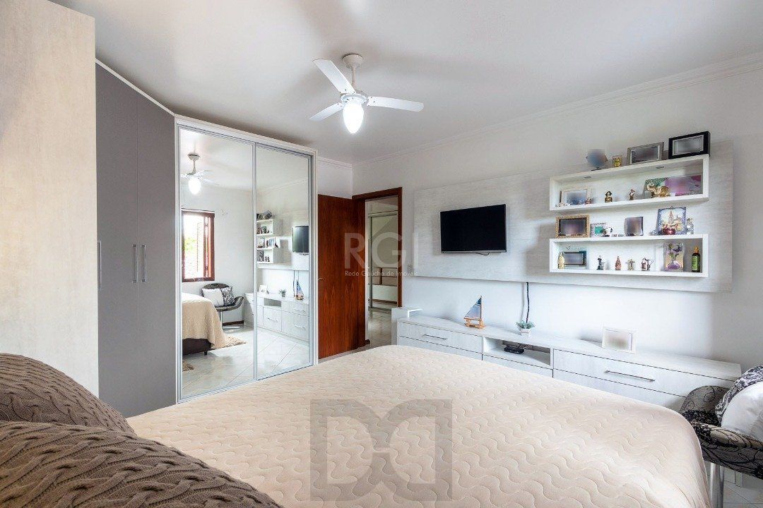 Casa para Venda - 293.76m², 3 dormitórios, sendo 1 suites, 6 vagas - Guarujá — foto 44