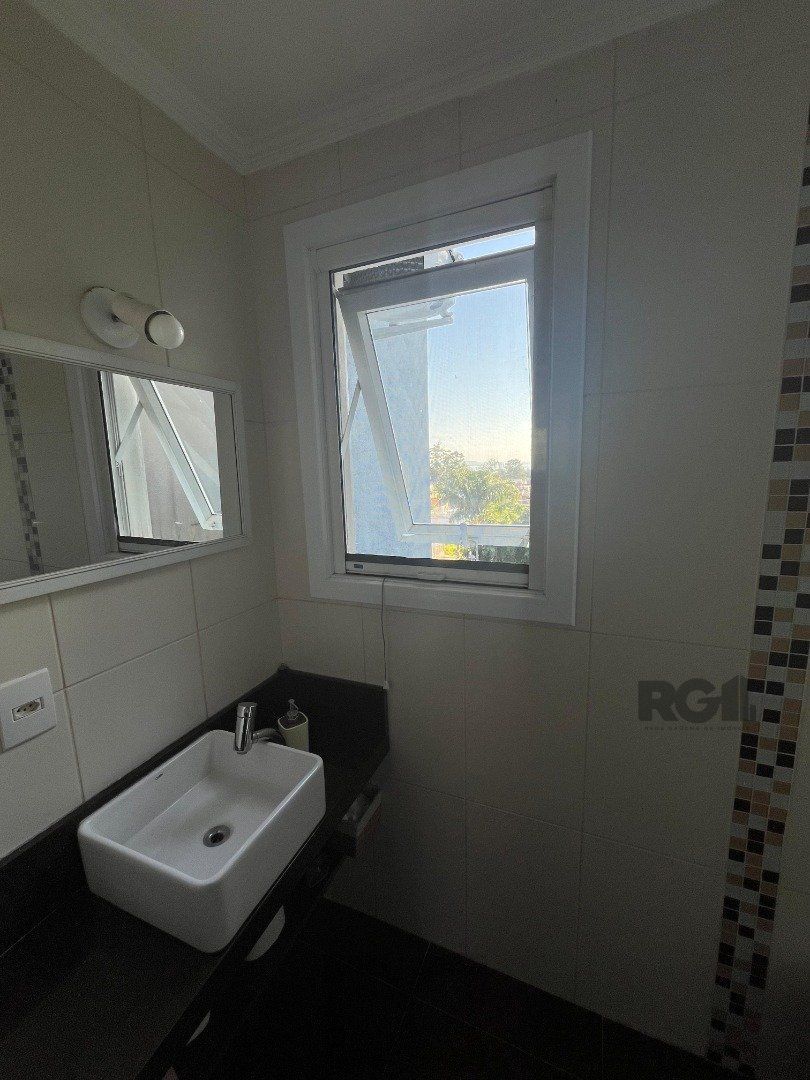 Sobrado com vista para o Rio, 3 quartos, suite, pátio - Guarujá — foto 16