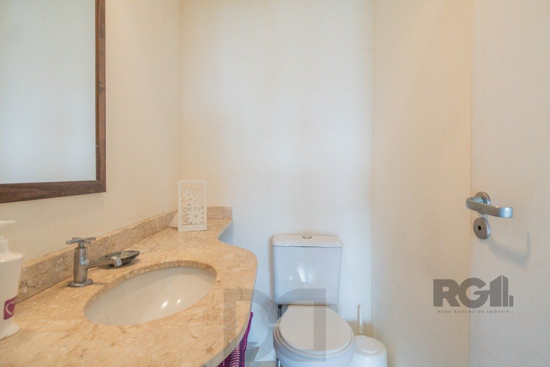 Cobertura Horizontal, 3 quartos, 1 suite, piscina, condominio com infra, 2 vagas - Bairro Tristeza — foto 35