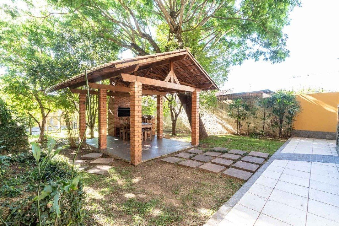 Casa para Venda - 308.25m², 3 dormitórios, sendo 1 suites, 5 vagas - Cristal — foto 3