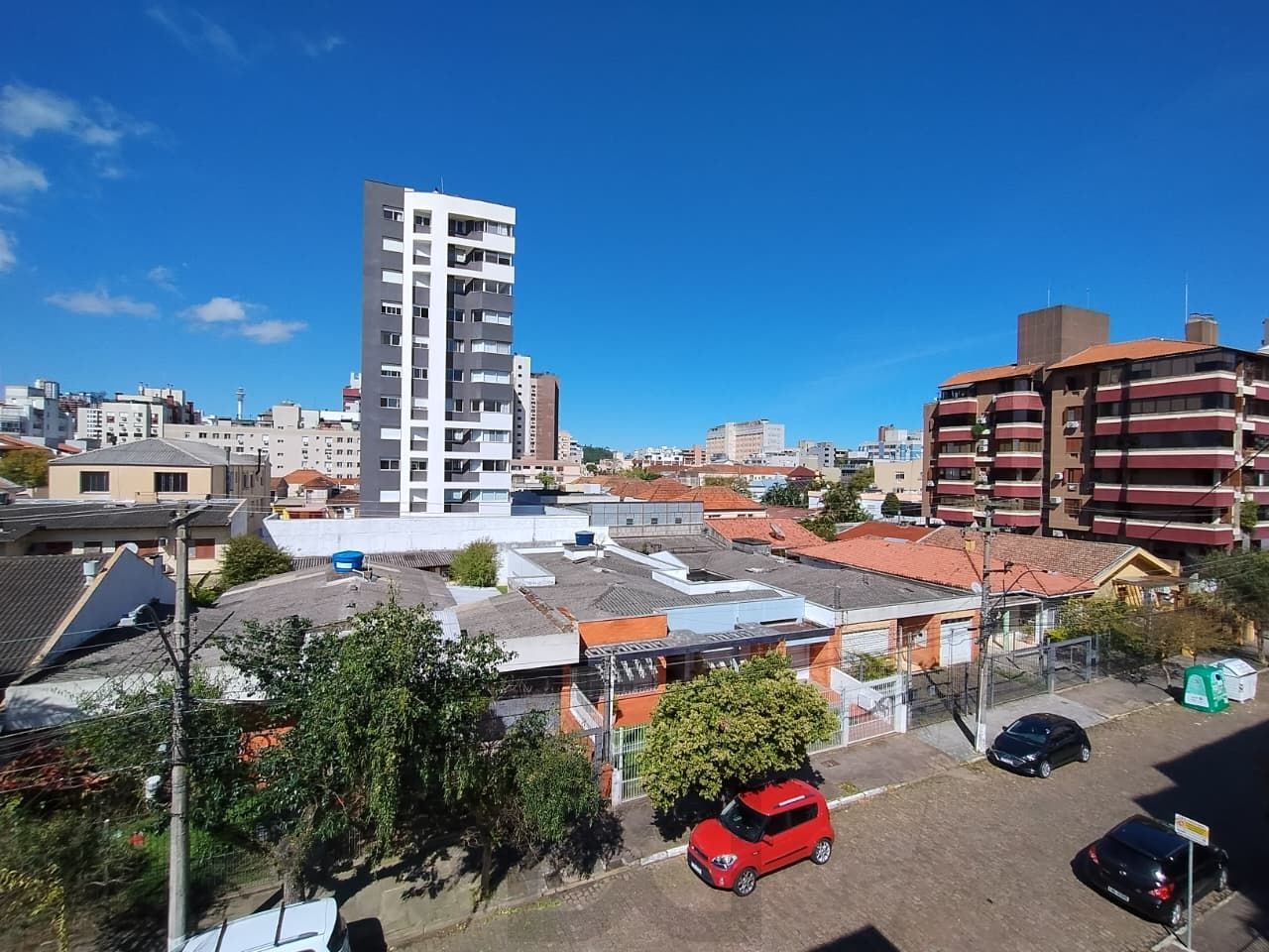 Apartamento de 3 dormitórios com uma vaga de garagem à venda no bairro Menino Deus – Porto Alegre — foto 17