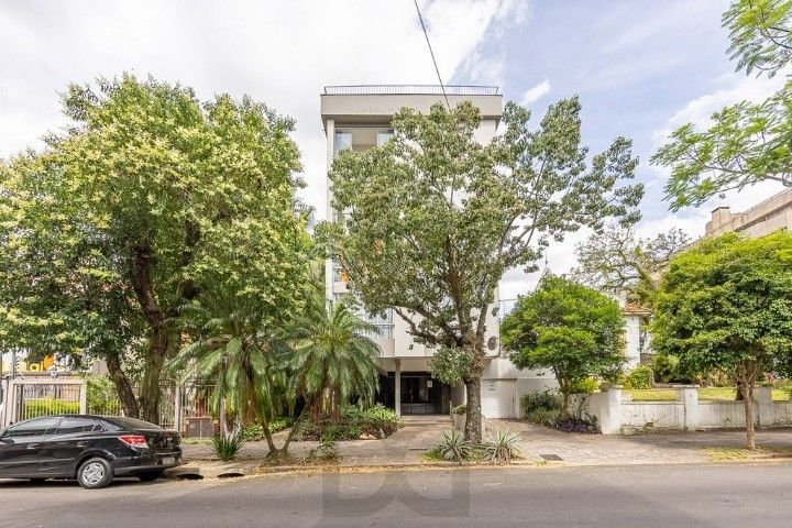 Cobertura no Bairro Auxiliadora, 3 dormitórios, 1 suíte, churrasqueira e vaga coberta. — foto 17