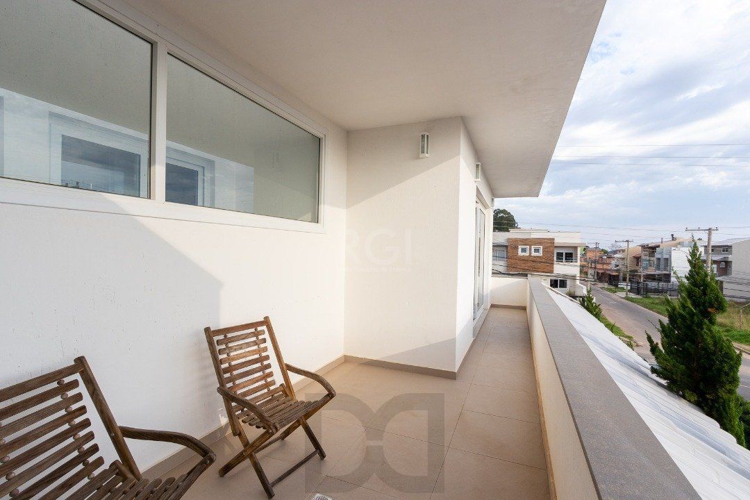 Casa para Venda - 377m², 4 dormitórios, sendo 3 suites, 3 vagas - Guarujá — foto 37