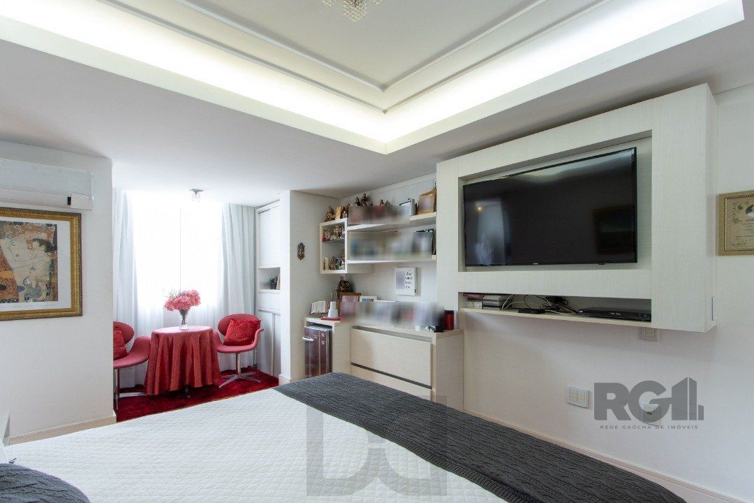 Casa em condominio . com 6 suites, sendo 3 suítes master com closet e hidro. — foto 29