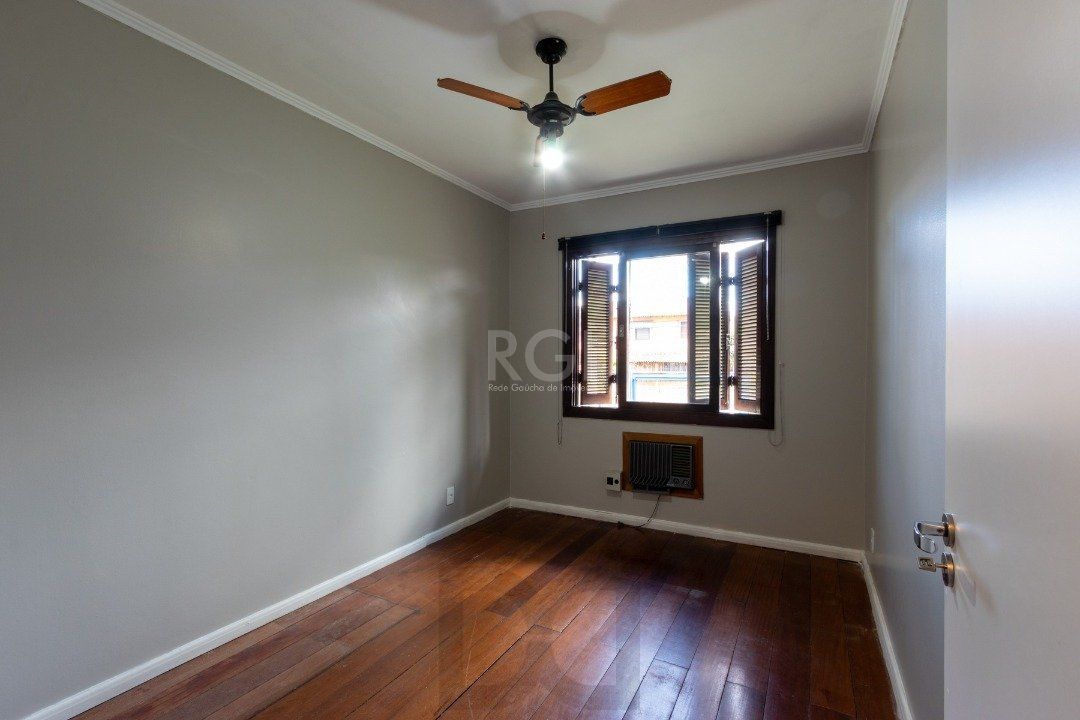 Casa para Venda - 202m², 3 dormitórios, sendo 1 suites, 2 vagas - Cristal — foto 19