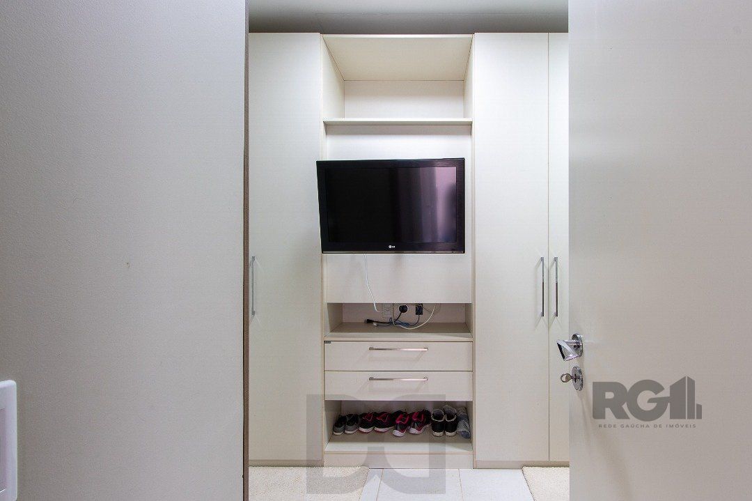 Casa no Condomínio Las Rocas, vista para o Guaíba, com 5 suítes — foto 34