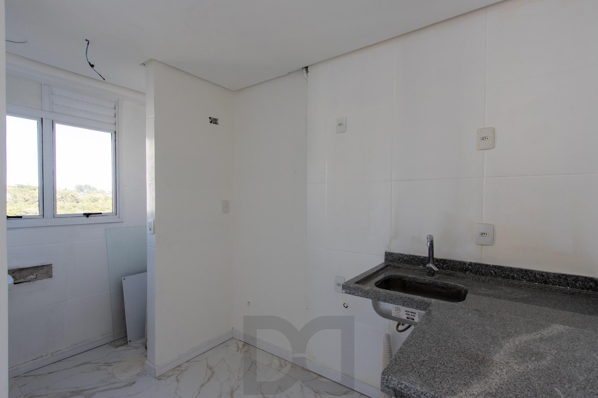Apto com 3 dormitórios suíte e box coberto ( nunca habitado e reformado ) — foto 7