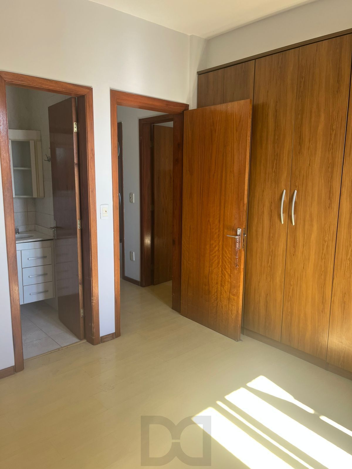 Apto 03 dorm com suíte, leste/norte, 02 box, vista definitiva, no Passo da Areia — foto 5