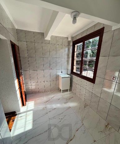 Apto de 02 dorm, sala, banho, cozinha, todo reformado, piso parquet, 01 vaga — foto 19